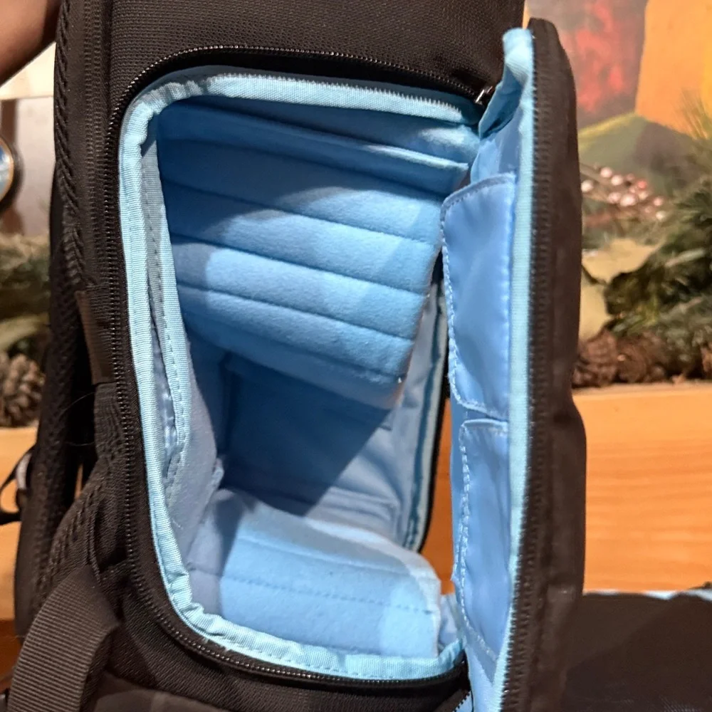 Endurax Camera Backpack - Picture 6 of 7